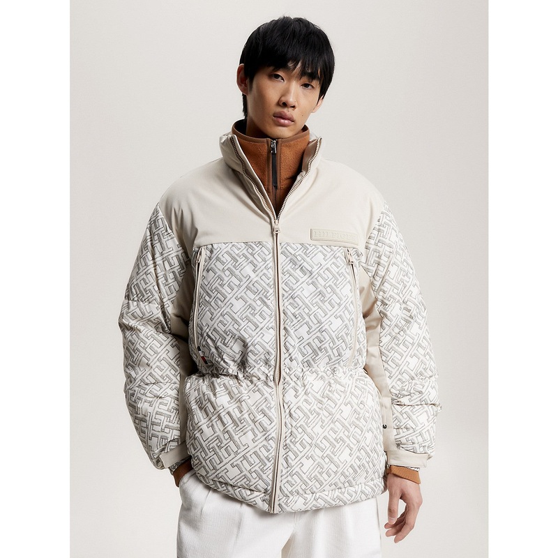 Tommy Hilfiger Men's New York Sketch Monogram Puffer Jacket Large White