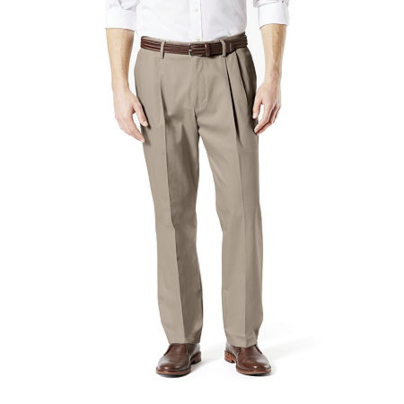 Dockers Men's Classic Fit Pleated Khaki Pants Beige Tan 34 X 32